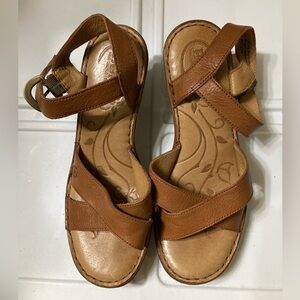 Born Tan Leather Women's Sandals